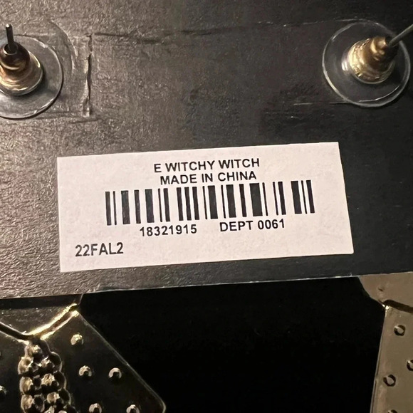 NWT Torrid Witchy Witch Halloween Earrings - Picture 4 of 5